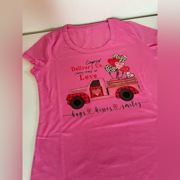 No Boundaries Custom Pink Valentine’s Day Cupid Scoop Tee Juniors Small (3-5) - Picture 4 of 13